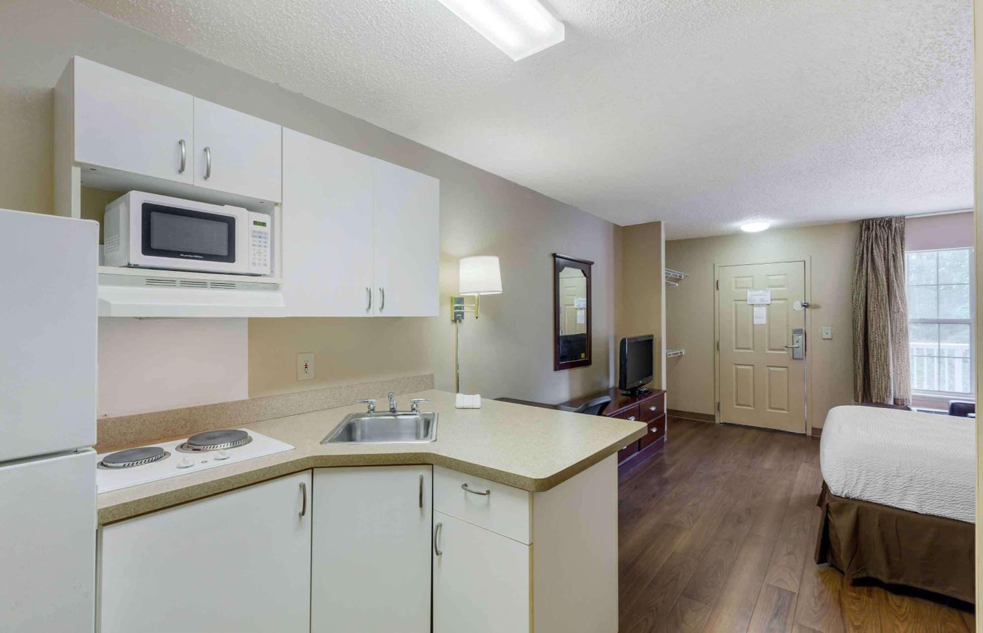 Extended Stay America Select Suites - Raleigh - Rdu Airport Morrisville Dış mekan fotoğraf