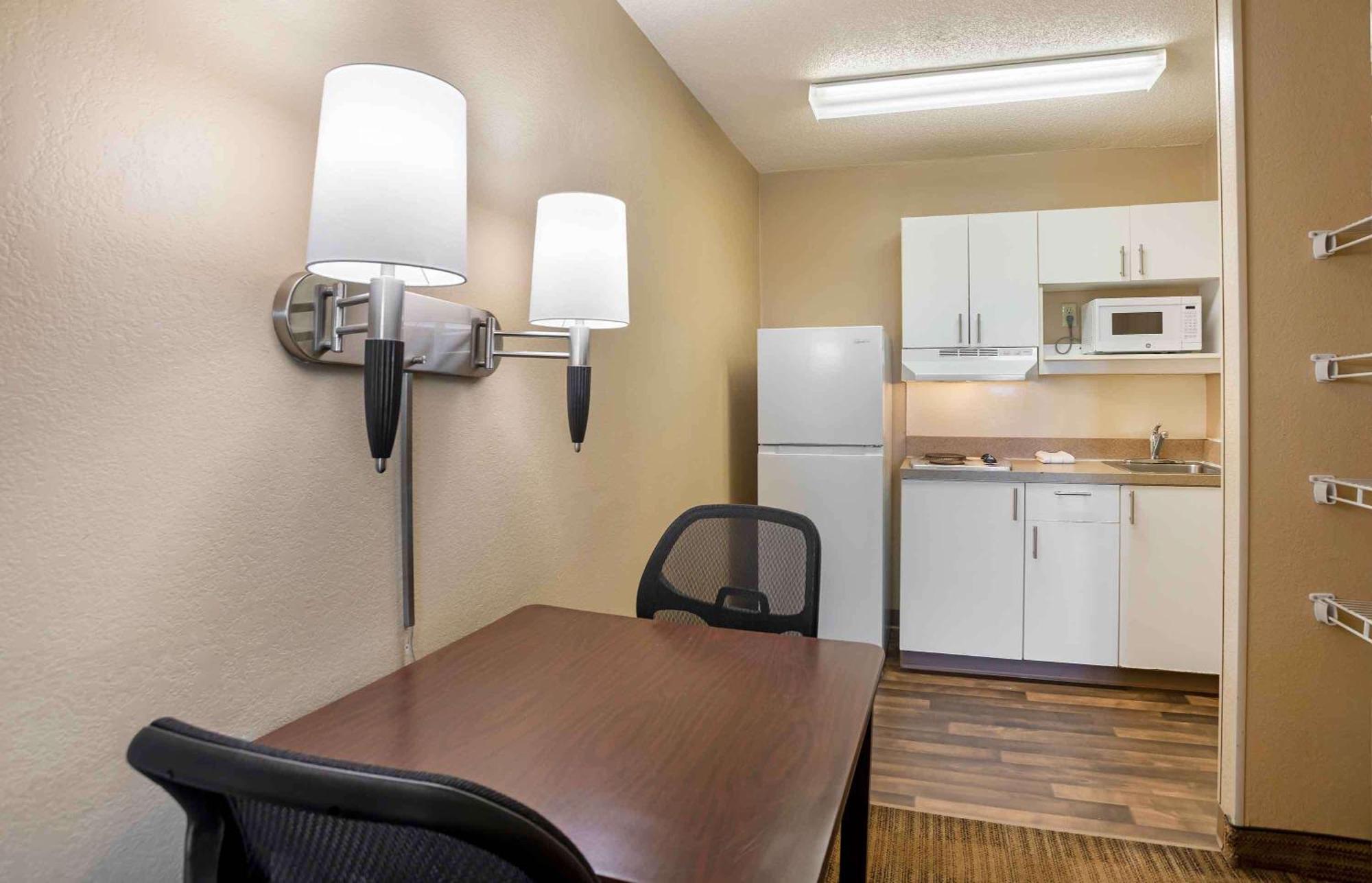 Extended Stay America Select Suites - Raleigh - Rdu Airport Morrisville Dış mekan fotoğraf